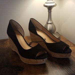 NWOT... 👡H&M Black Wedge👡